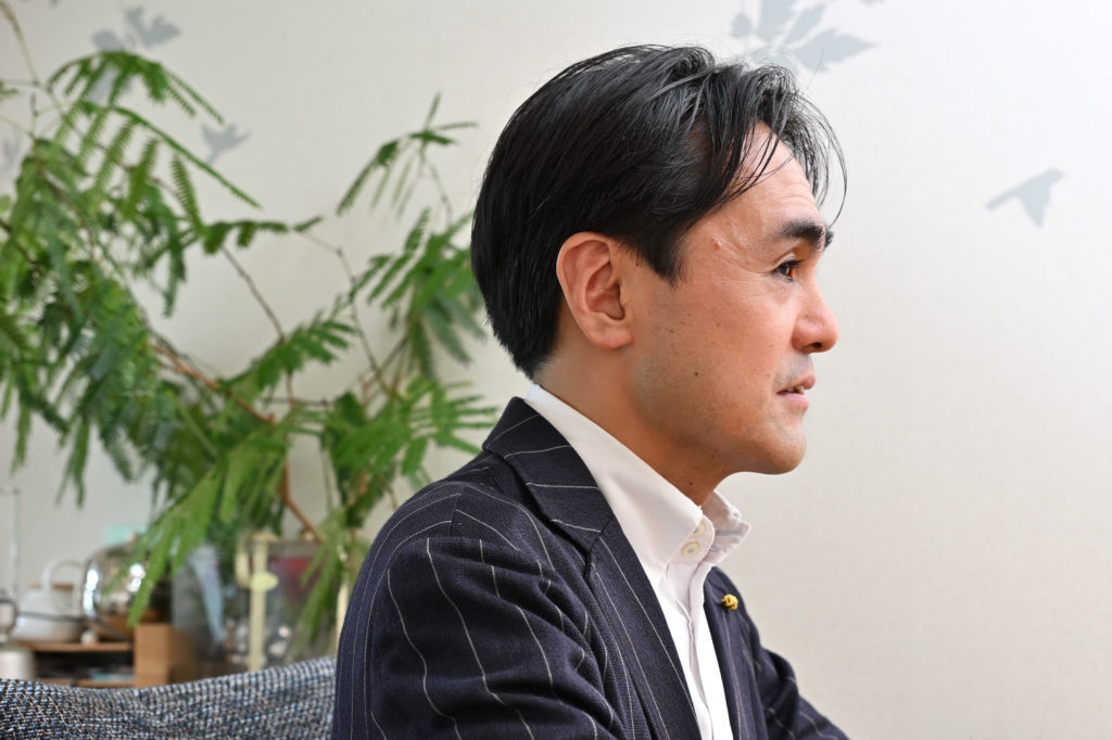 大胡田さんの横顔