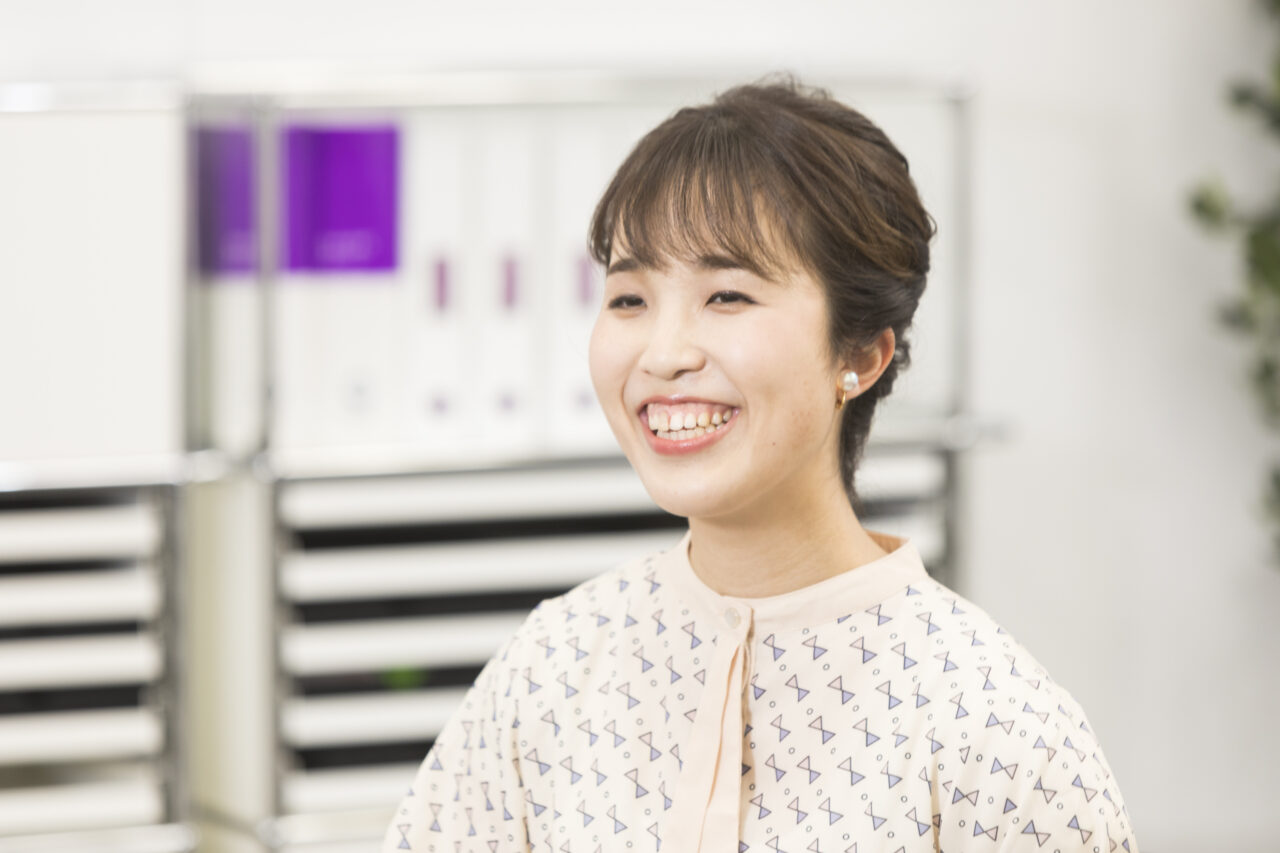 笑顔の土井編集長